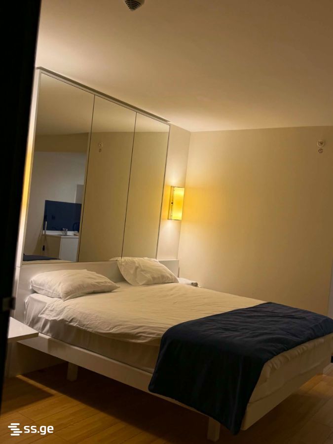 1 room Flat Daily rent. Batumi - Aanzicht 4