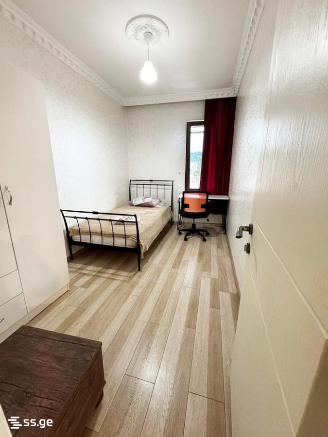 3 room Flat For Rent. Batumi - Vista 4