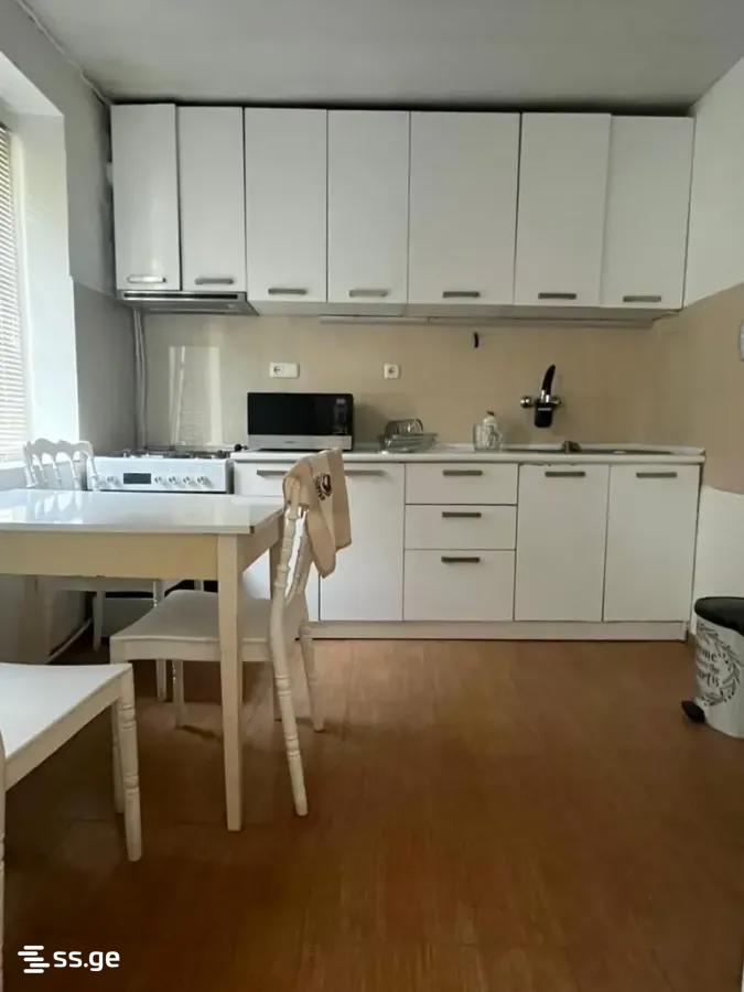 3 room Flat For Rent. Isani - Aanzicht 2