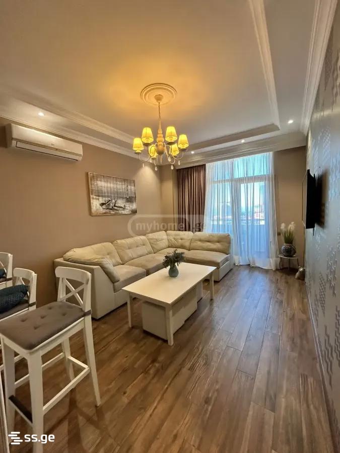 3 room Flat For Sale. Batumi - Aanzicht 2