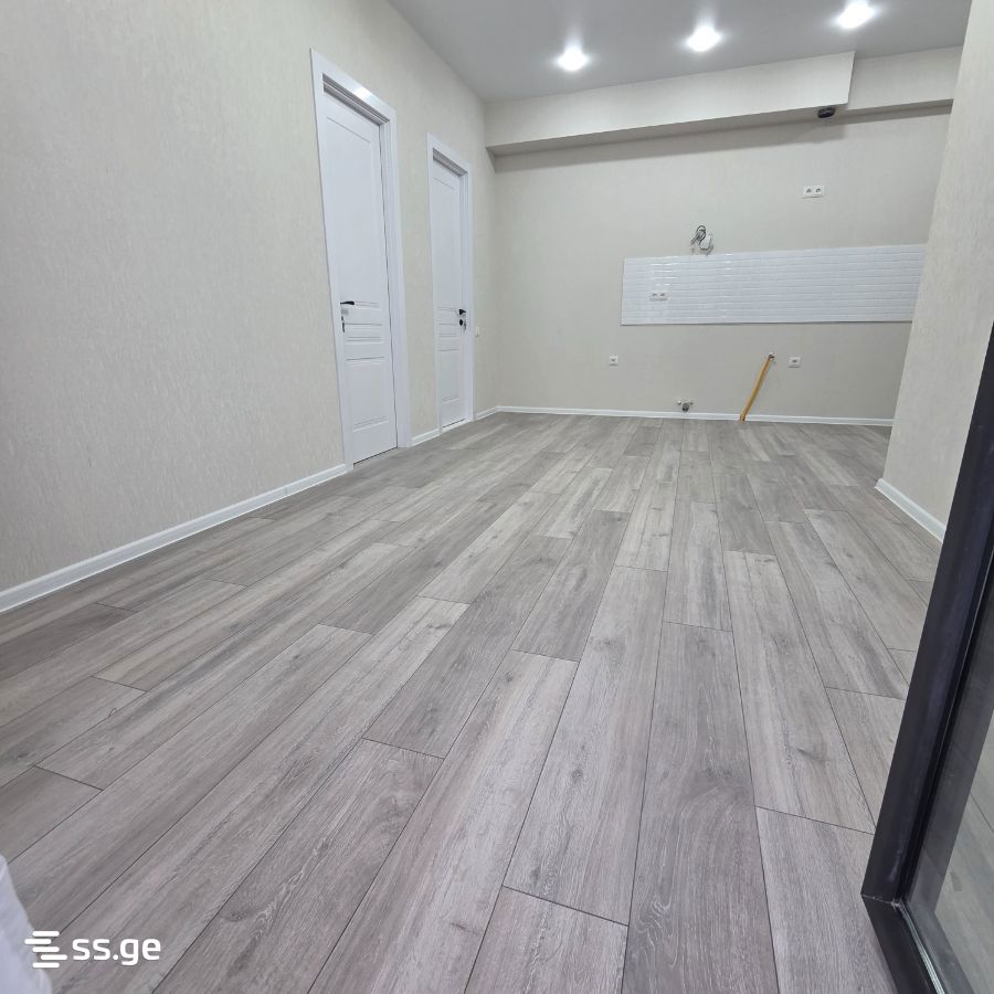 3 room Flat For Sale. Didi digomi - Widok 3