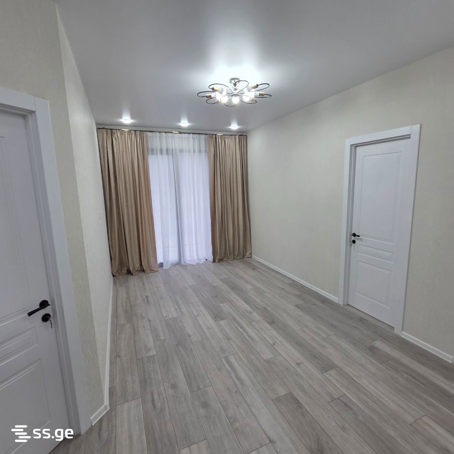 3 room Flat For Sale. Didi digomi - Widok 4