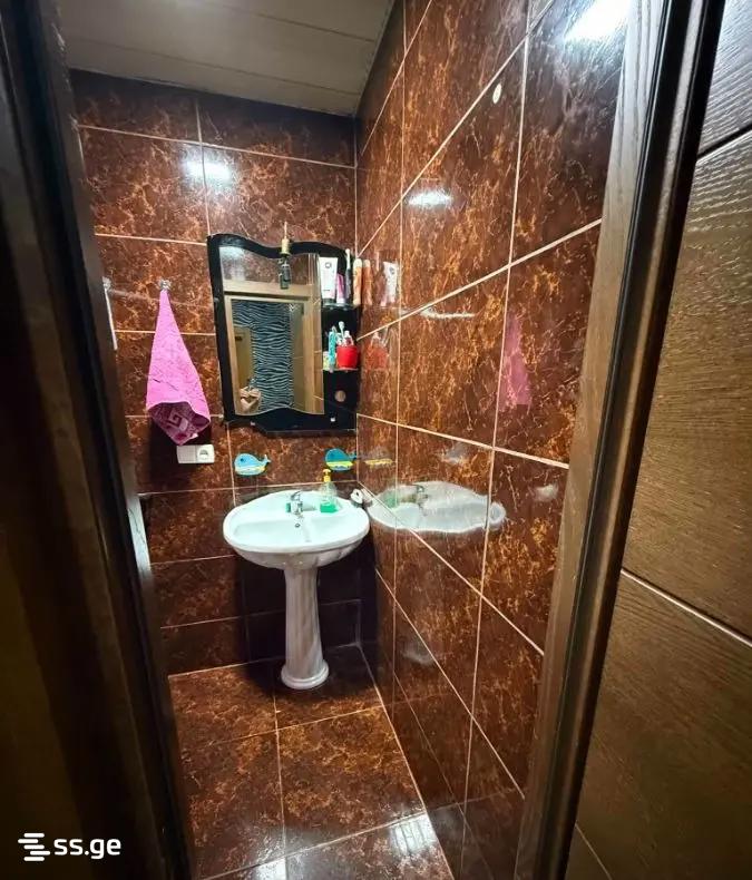 3 room Flat For Sale. Isani - Aanzicht 5