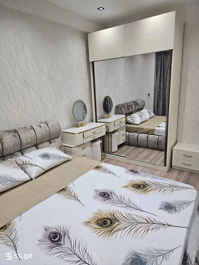 4 room Flat For Rent. Vake - Vista 4