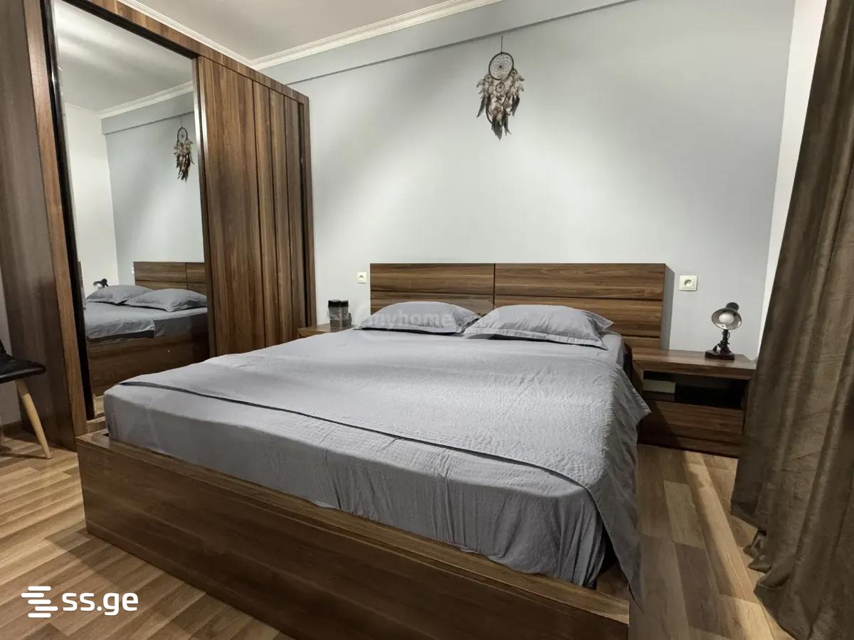 4 room Flat For Rent. Didi digomi - Widok 3
