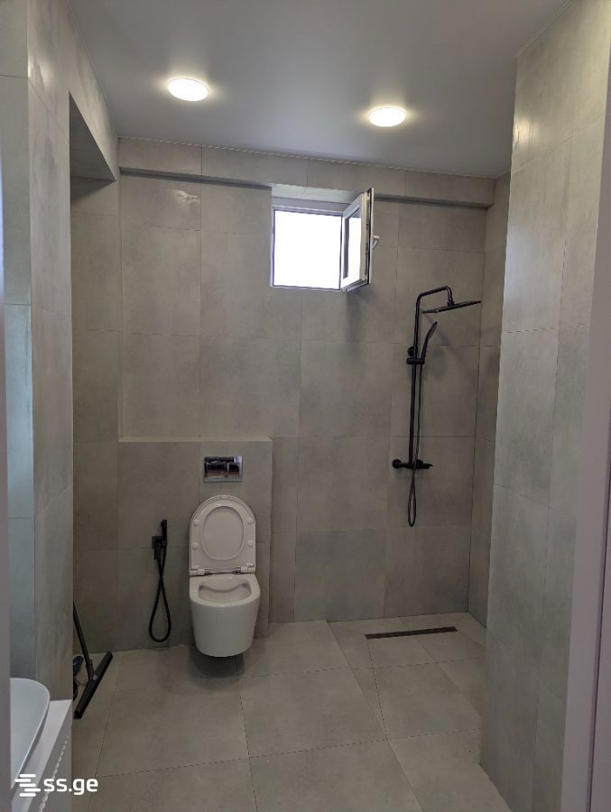 4 room Flat For Sale. Saburtalo - Widok 3