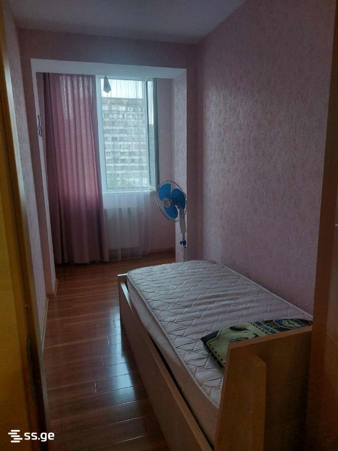 3 room Flat For Sale. Saburtalo - Aanzicht 4