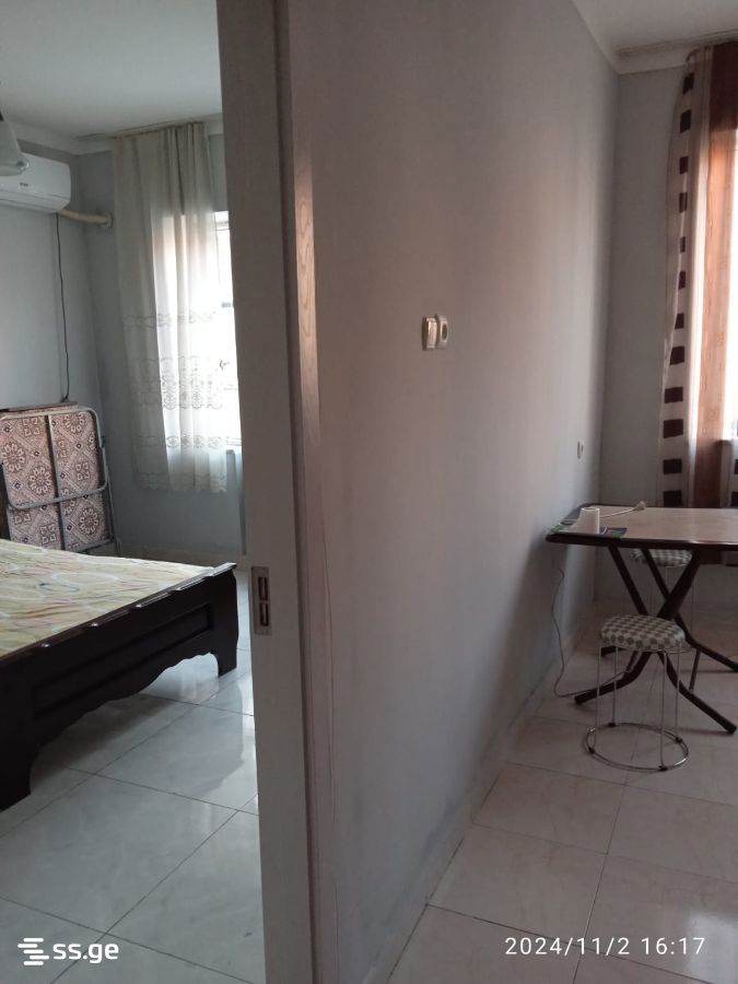 2 room Flat Daily rent. Batumi - Aanzicht 3
