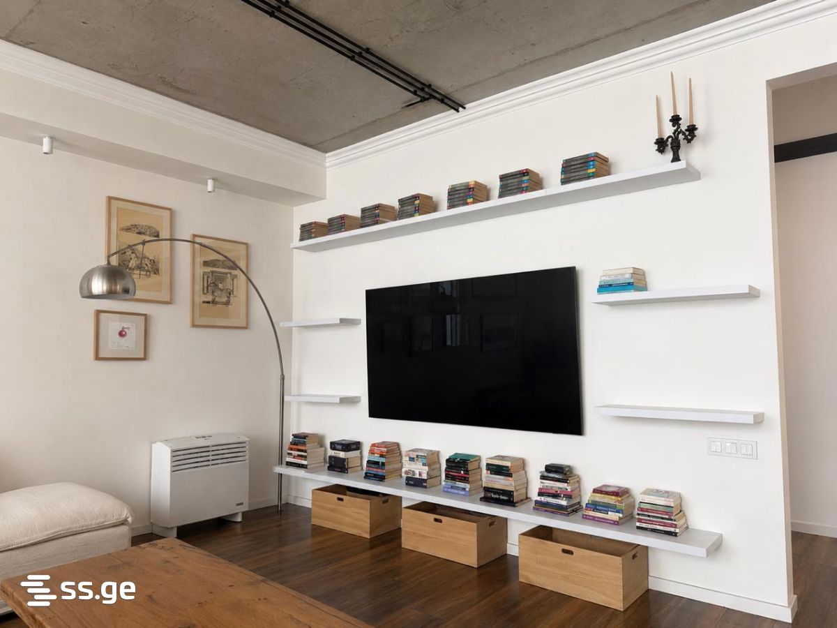 3 room Flat For Sale. Vake - Altro