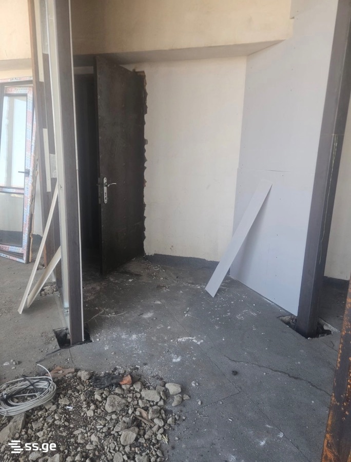 4 room Flat For Sale. Saburtalo - Widok 2
