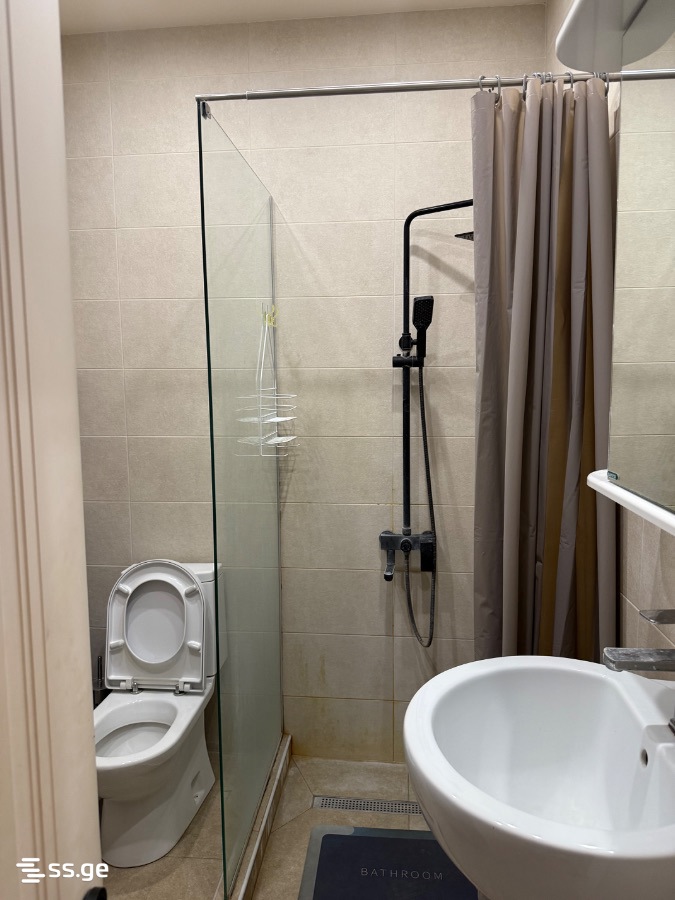 2 room Flat For Rent. Vake - Mai multe