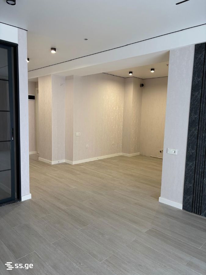 3 room Flat For Sale. Saburtalo - Aanzicht 3
