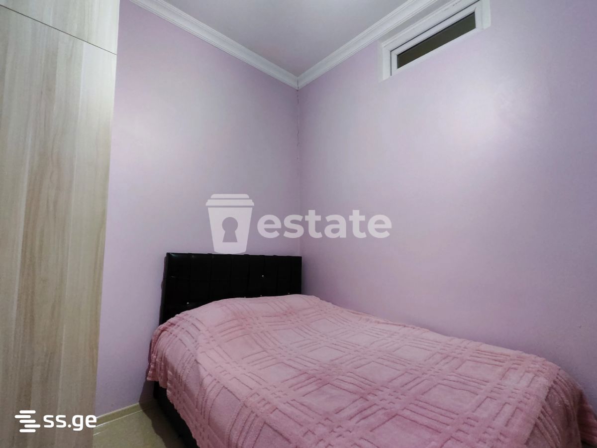 4 room Flat For Rent. Batumi - Vista 4
