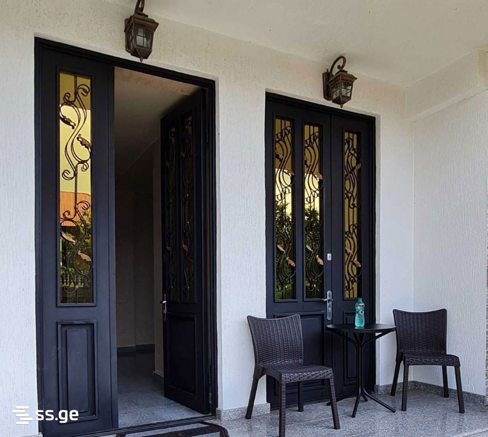 10 Room Hotel For Sale view 9
