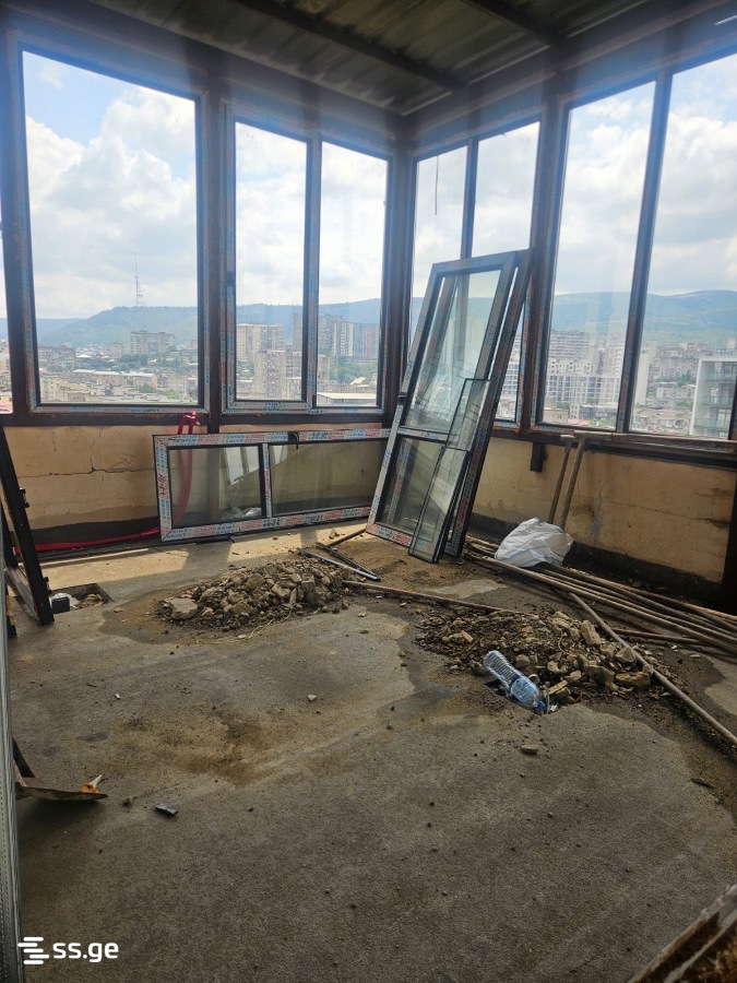 4 room Flat For Sale. Saburtalo - Widok 4
