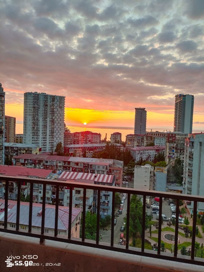 2 room Flat Daily rent. Batumi - Vista 4
