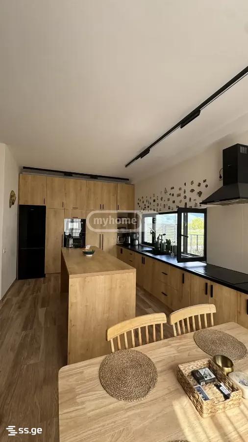6 Room Private House For Sale view 6