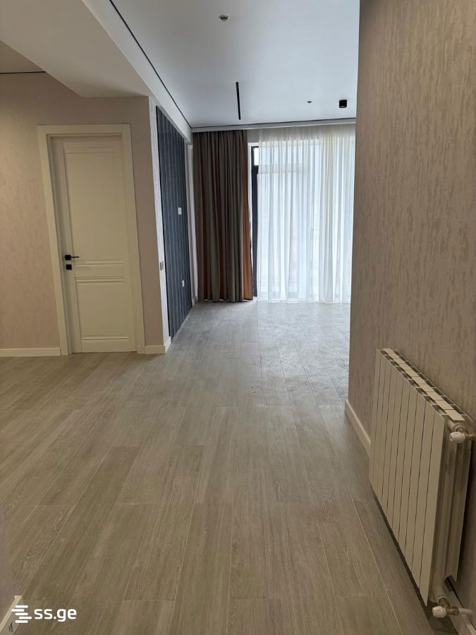 3 room Flat For Sale. Saburtalo - Aanzicht 2