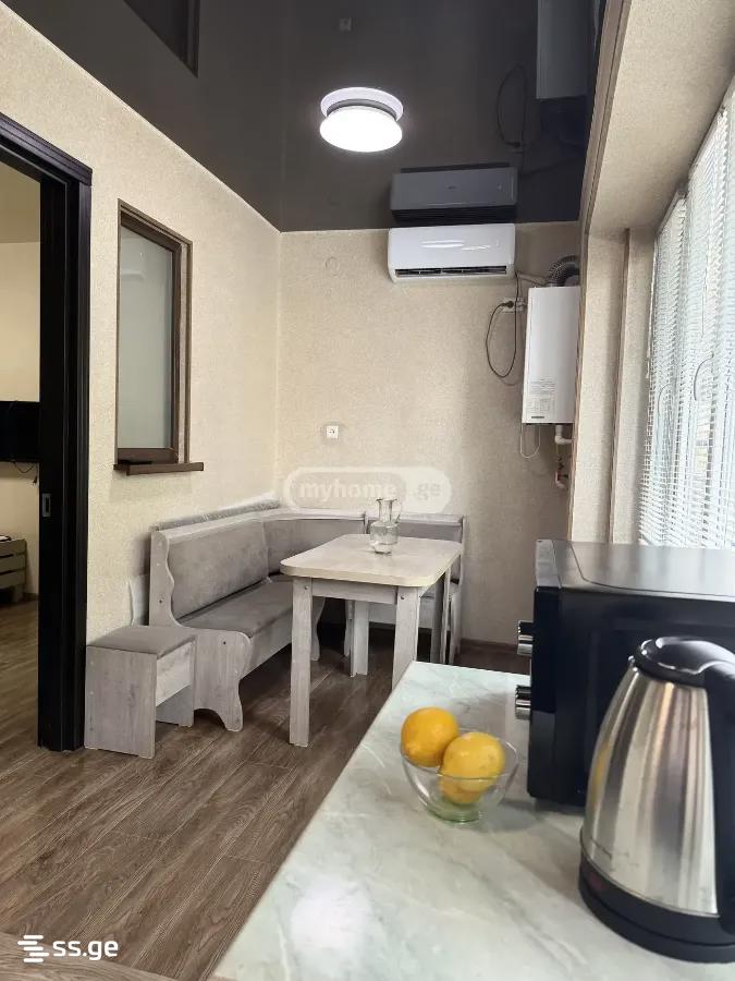 3 room Flat For Rent. Saburtalo - Aanzicht 4