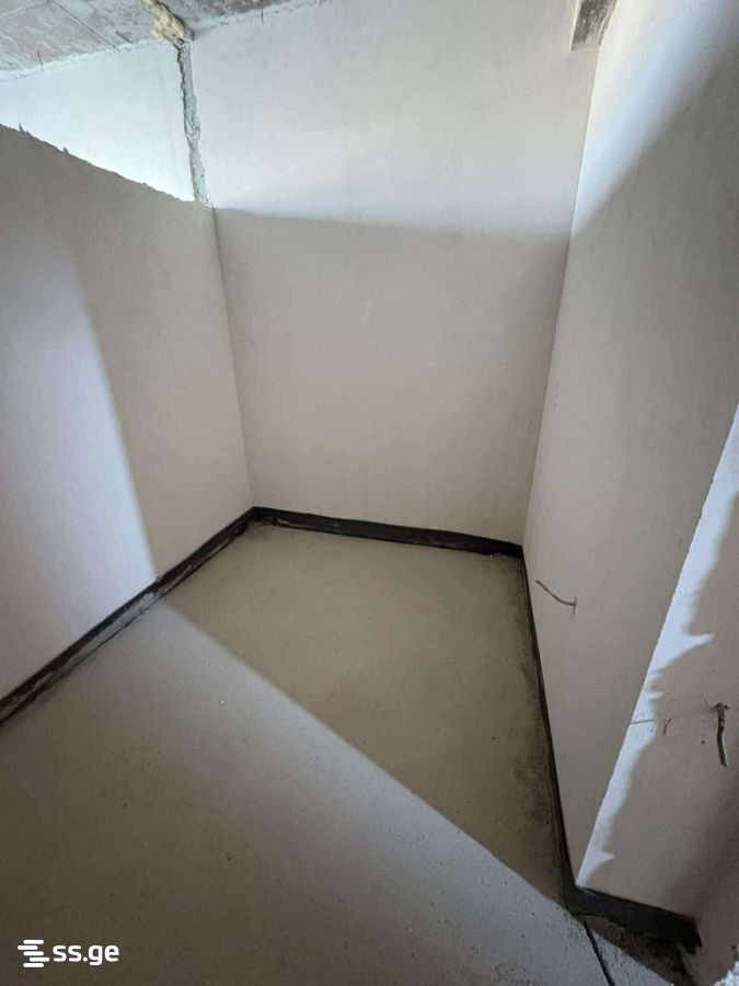 3 room Flat For Sale. Isani - Bild 6