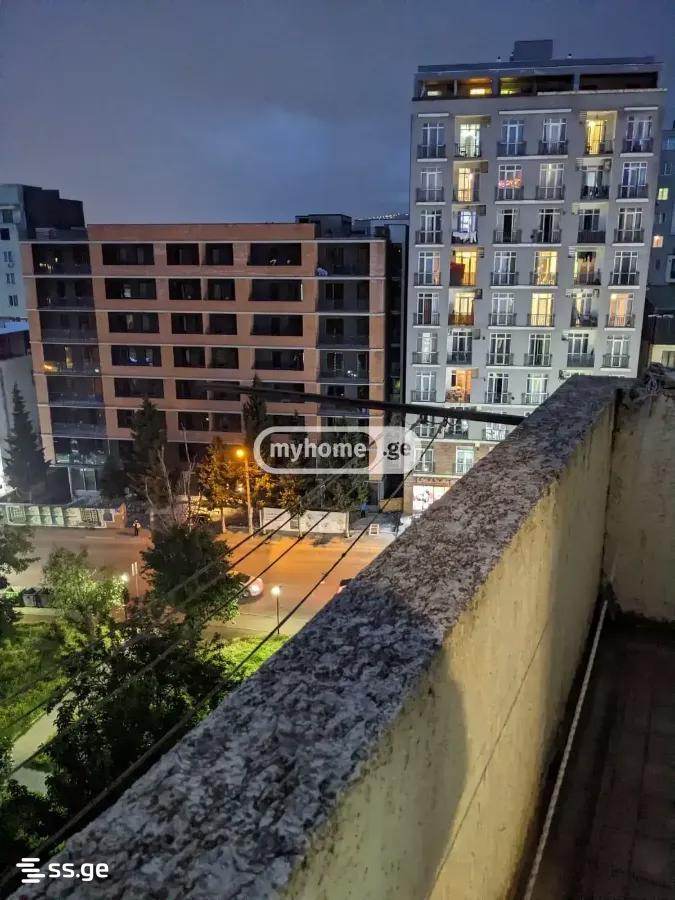 2 room Flat For Rent. Digomi - Aanzicht 2