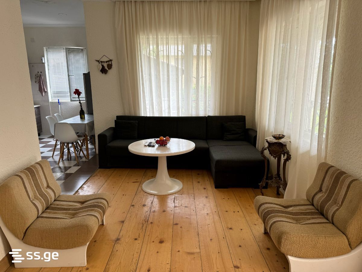 5 Room Private House Daily Rent. Ureki view 10