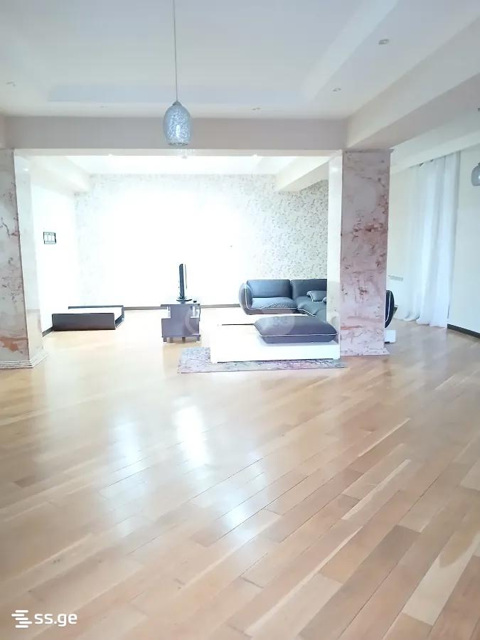 5 room Flat For Rent. Saburtalo - Bild 2