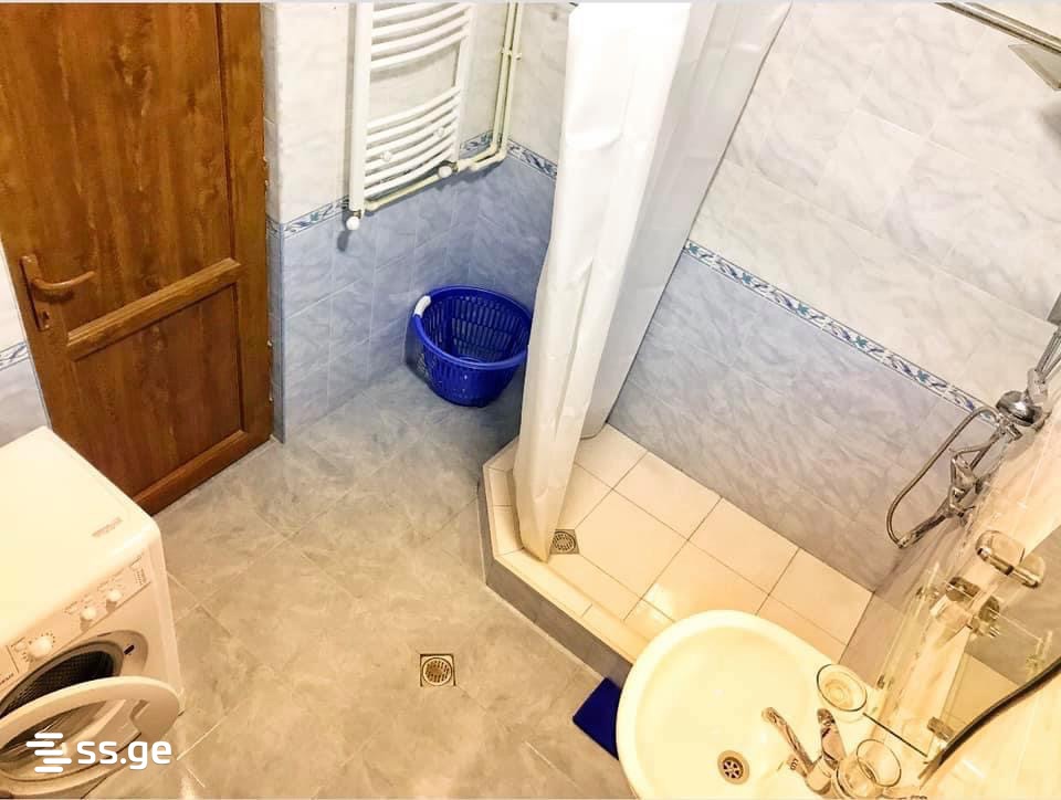 4 Room Private House Daily Rent. Signagi view 5