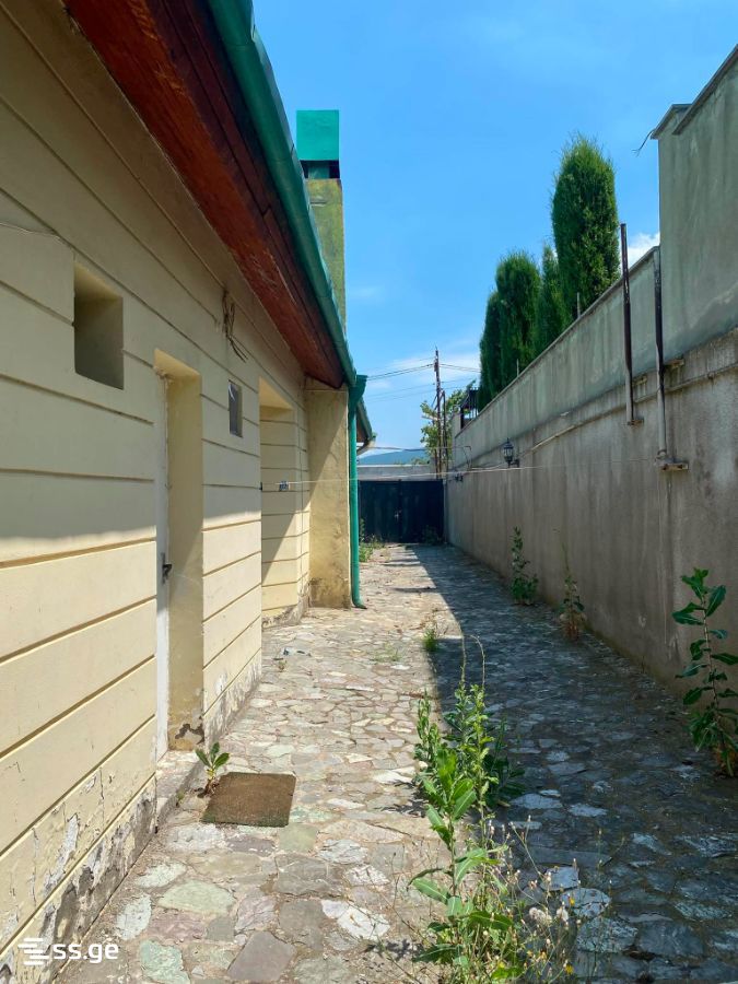 8 Room Summer Cottage For Sale view 4