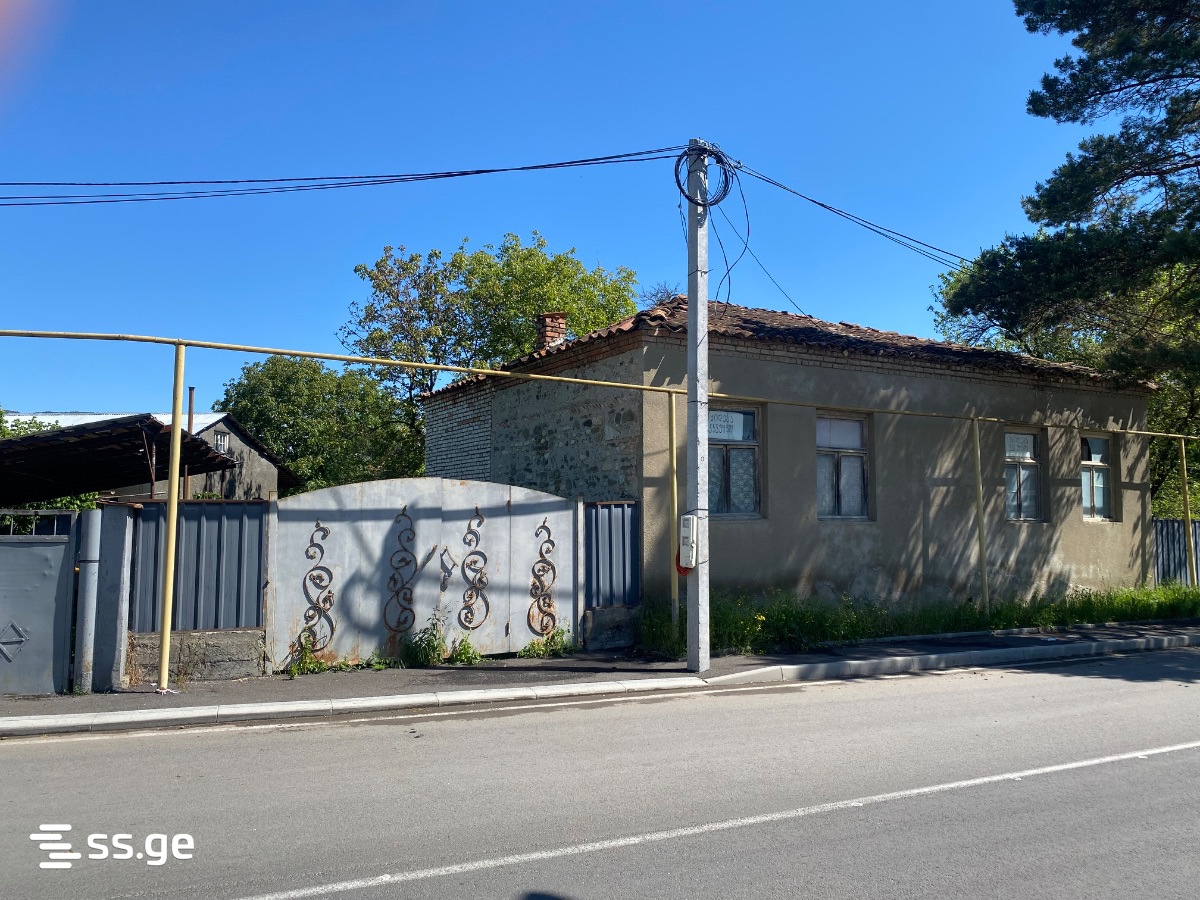 4 Room Private House For Sale view 1