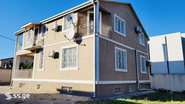 5 room Private House For Sale. Digomi - Aanzicht 4