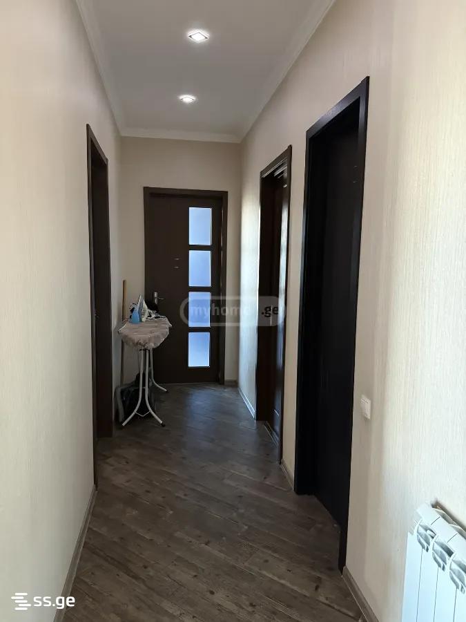 4 room Flat For Rent. Isani - Aanzicht 3