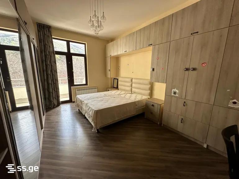 4 room Flat For Rent. Vake - Vista 5