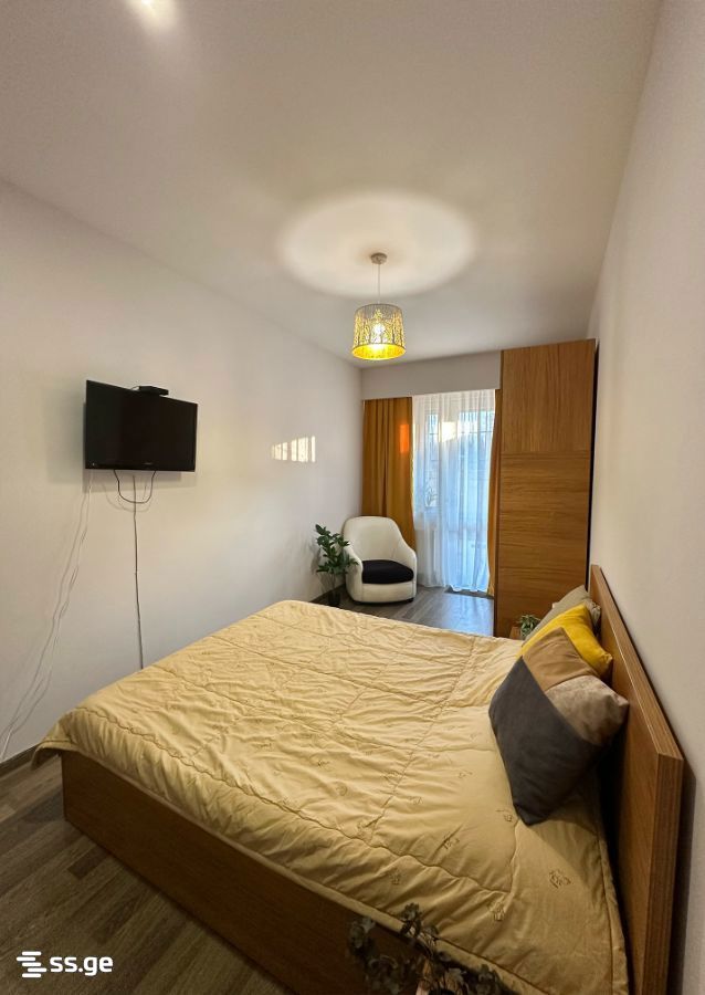 3 room Flat For Rent. Saburtalo - Fler