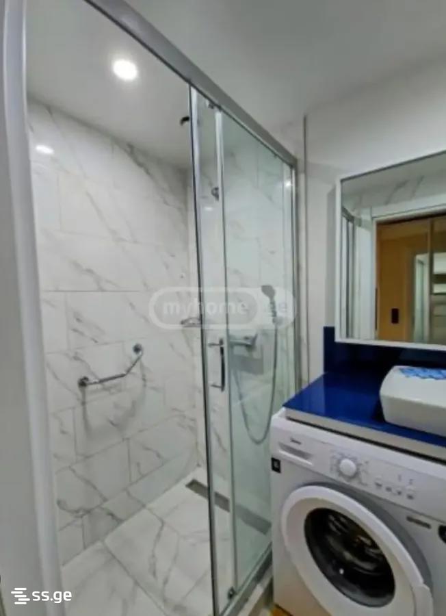 1 room Flat For Sale. Batumi - Widok 4