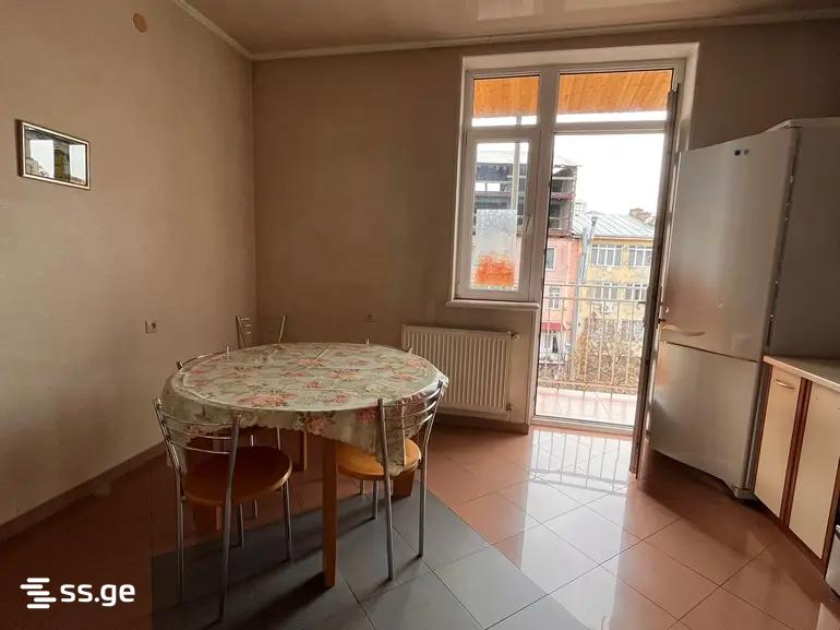 4 room Flat For Rent. Vake - Widok 4