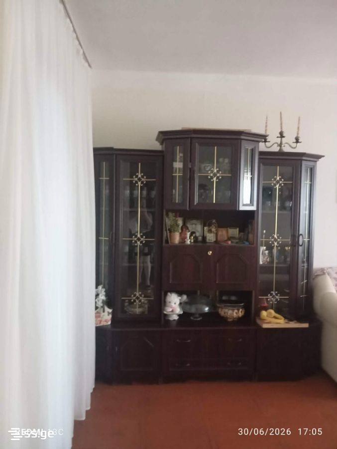 Продажа 3-комната Квартира view 1