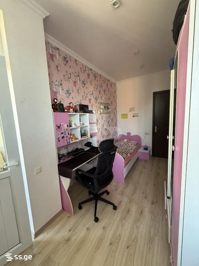 4 room Flat For Rent. Isani - Aanzicht 4