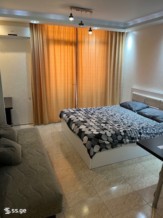 1 room Flat Daily rent. Batumi - Bild 2