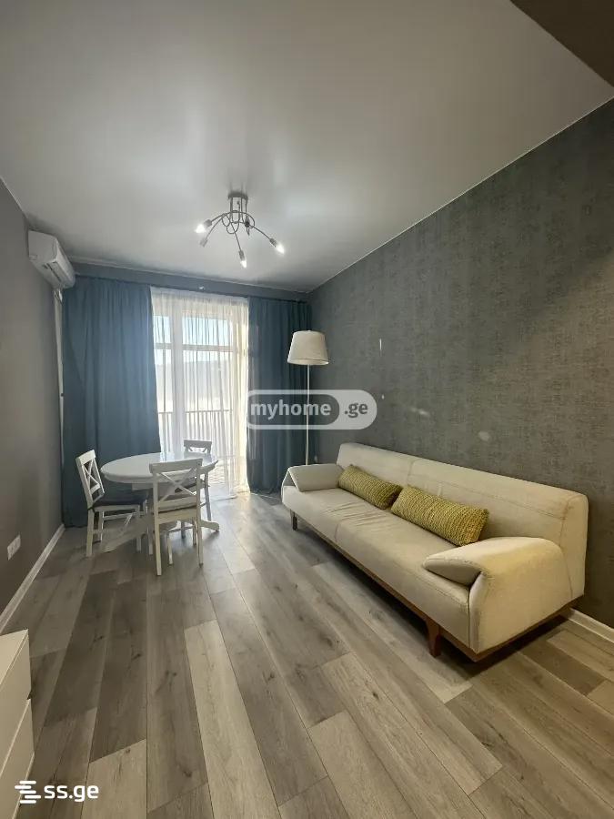 2 room Flat For Rent. Isani – pohled 2