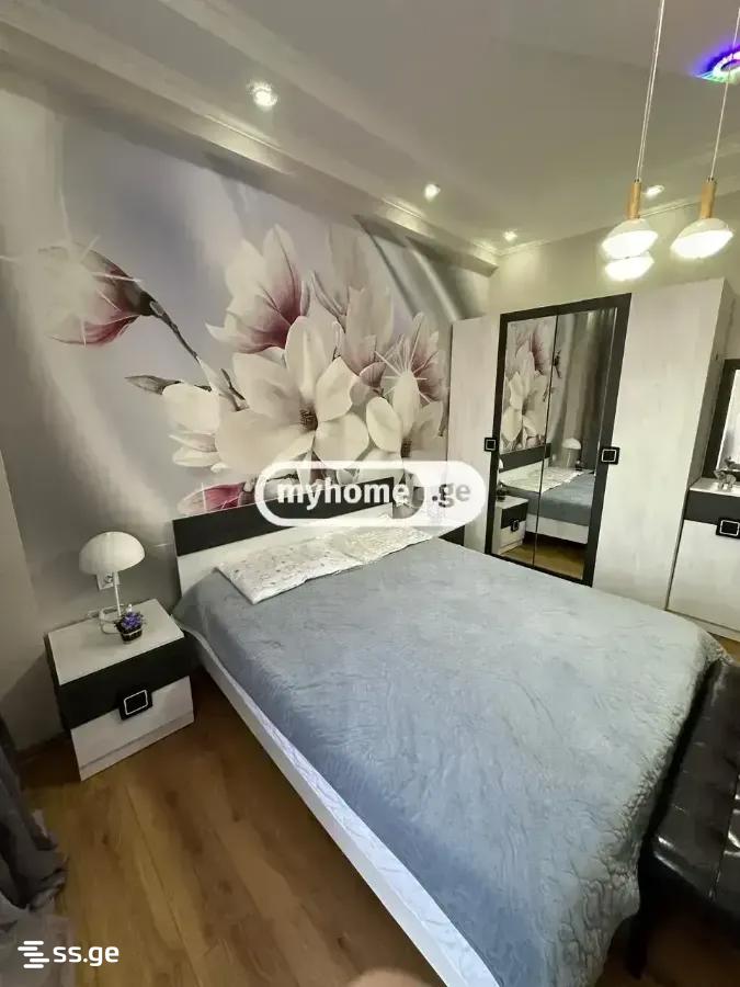 3 room Flat For Rent. Isani – pohled 4