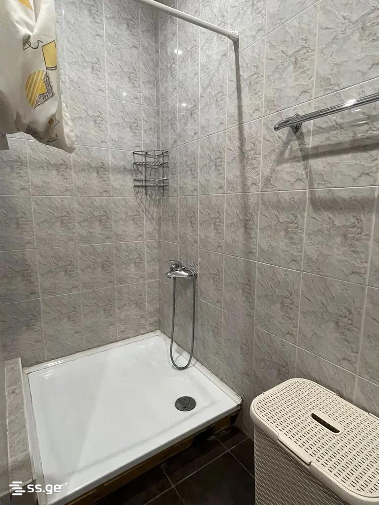 4 room Flat For Rent. Vake - Widok 2