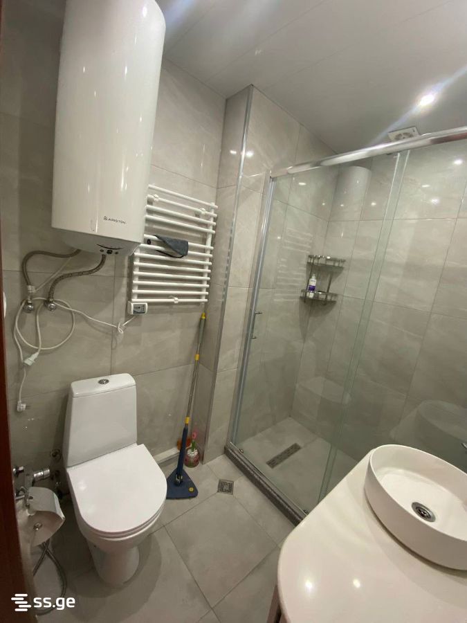 1 room Flat For Rent. Batumi - Aanzicht 3
