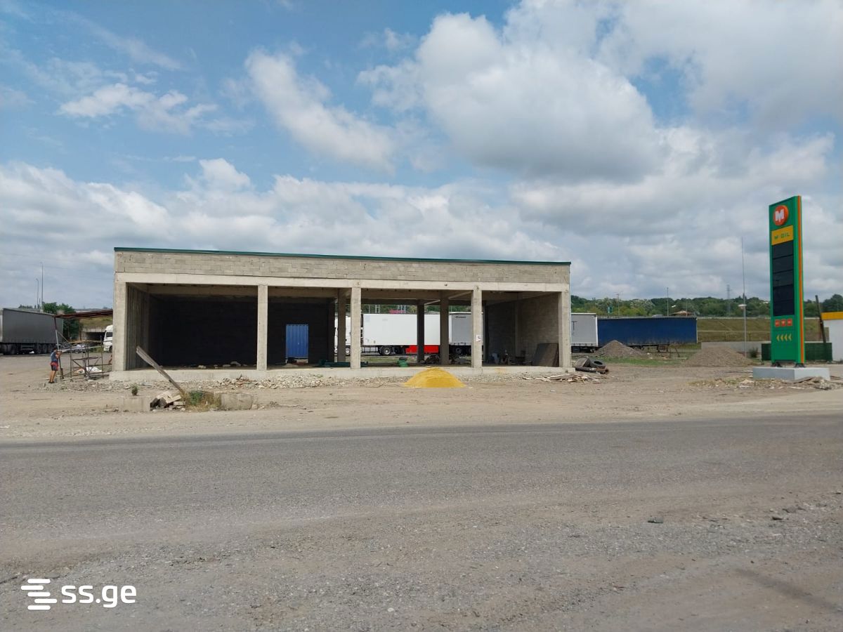 Commercial Space For Rent. Zestaphoni view 2