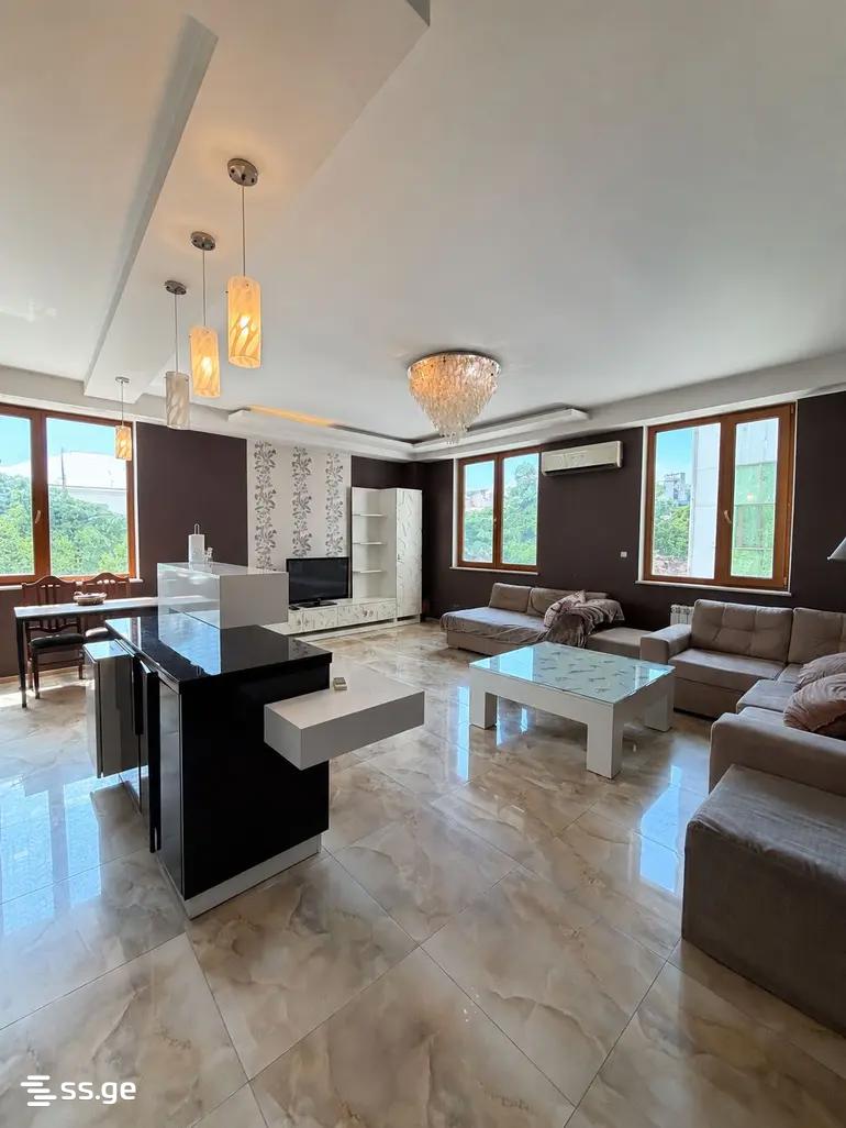 3 room Flat For Sale. Saburtalo - Vista 2