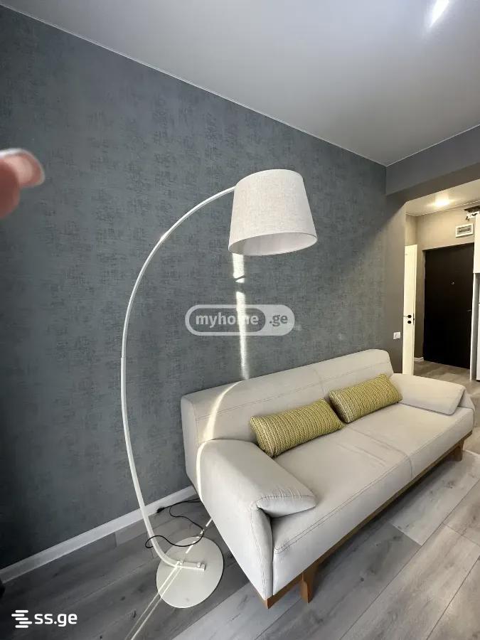 2 room Flat For Rent. Isani – pohled 6