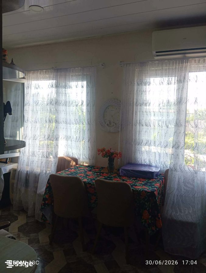 Продажа 3-комната Квартира view 8
