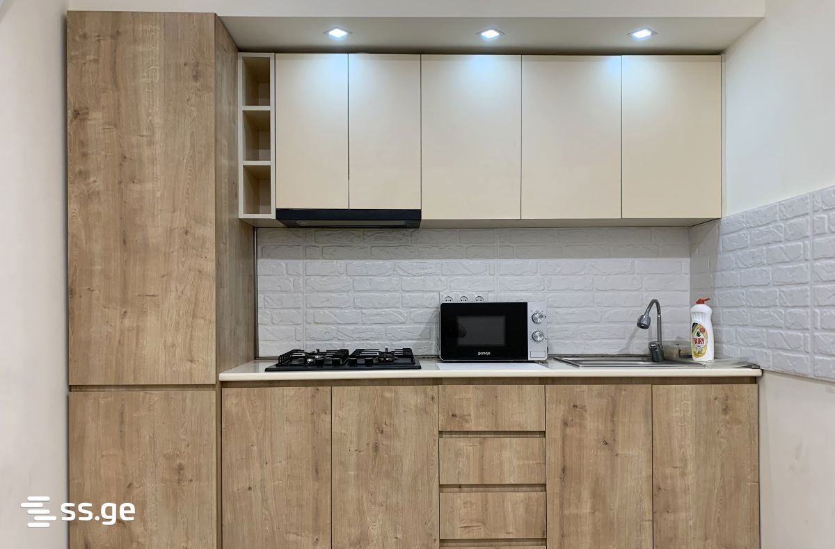3 room Flat For Rent. Saburtalo - Meer