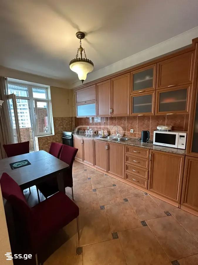 5 room Flat For Rent. Saburtalo - Widok 4