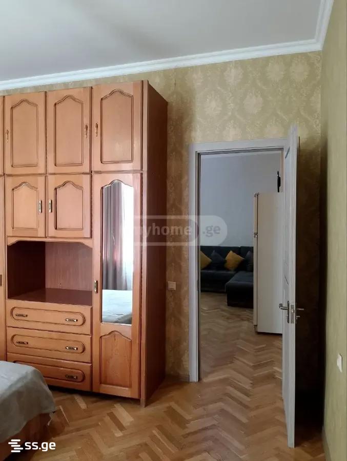 2 room Flat For Rent. Isani - Widok 3